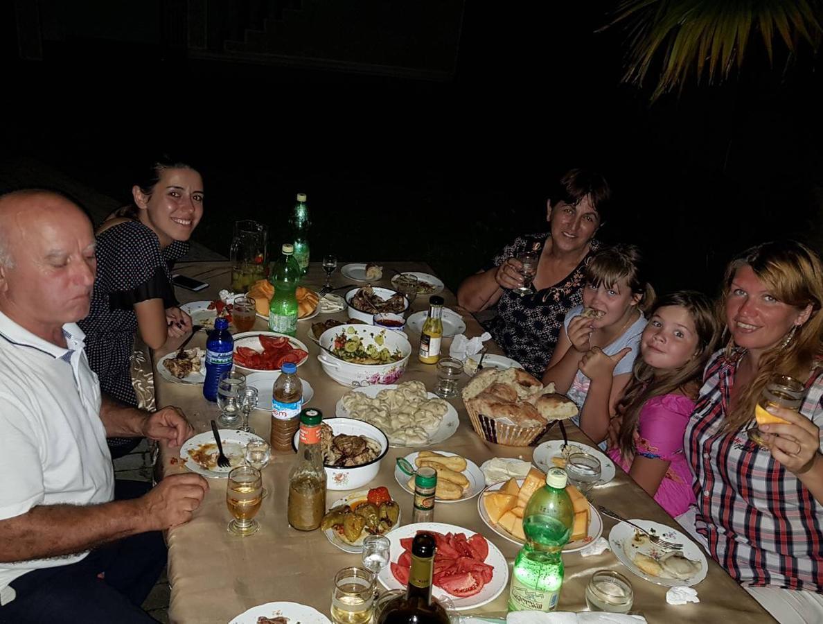 Homestay In Batumi Дом В Чакви Eksteriør billede